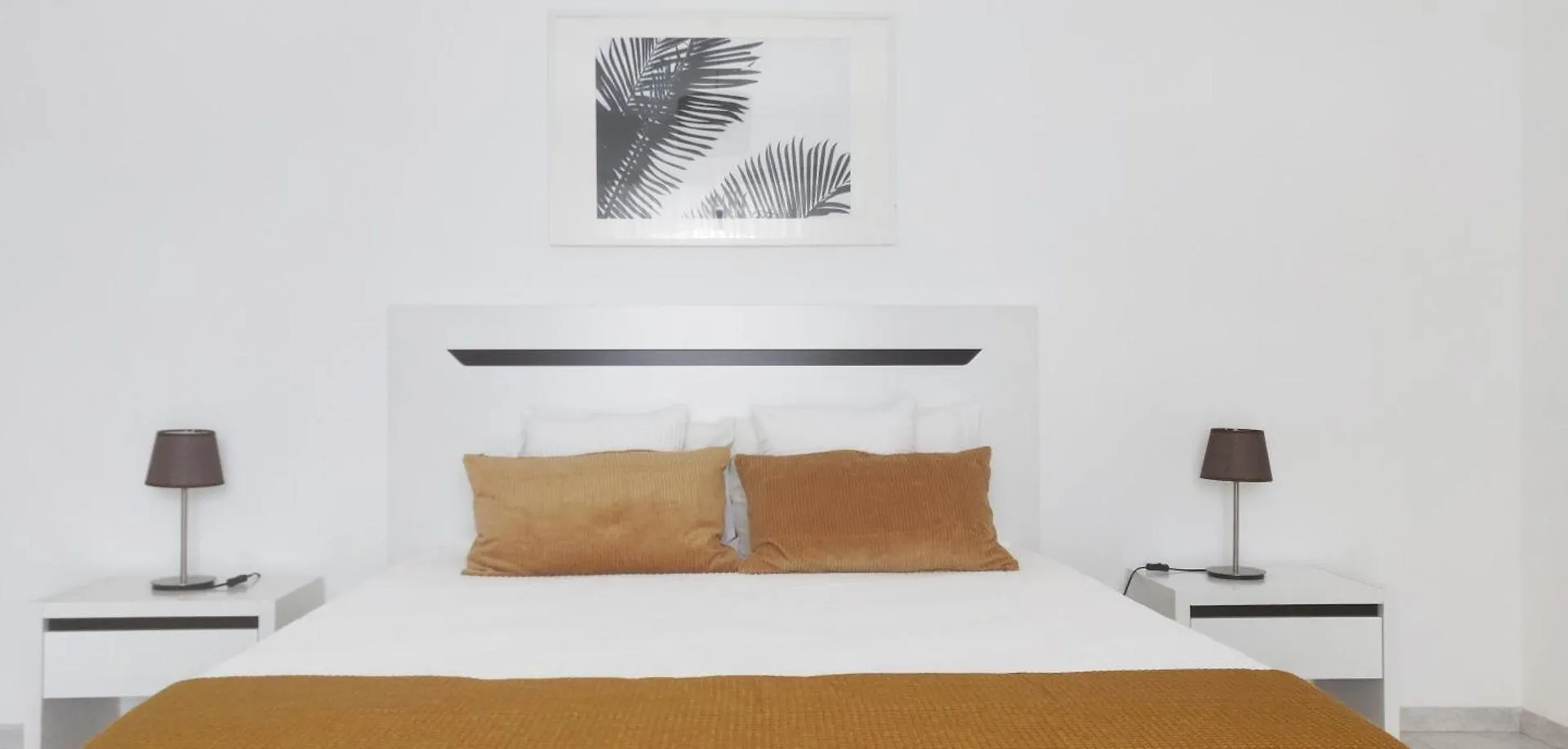 Sueste - Ideal Para As Suas Ferias contacts