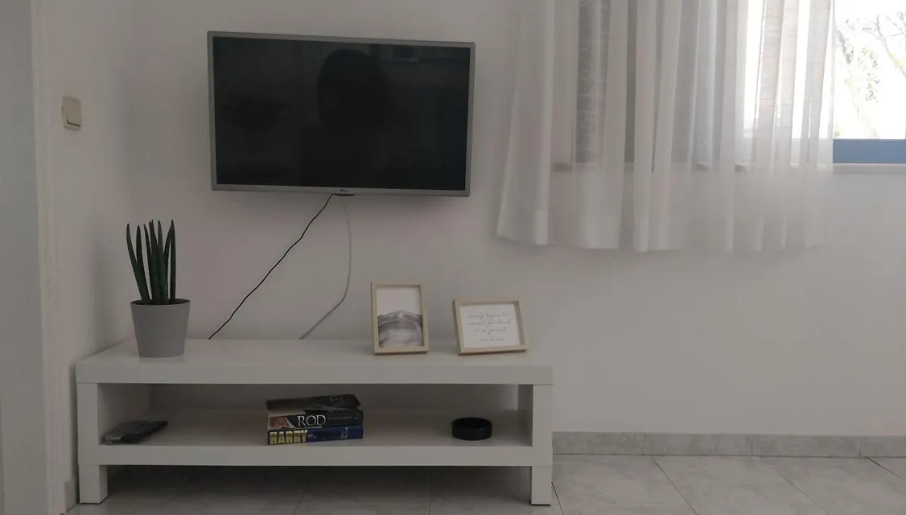 Homestay Sueste - Ideal Para As Suas Ferias Lagos
