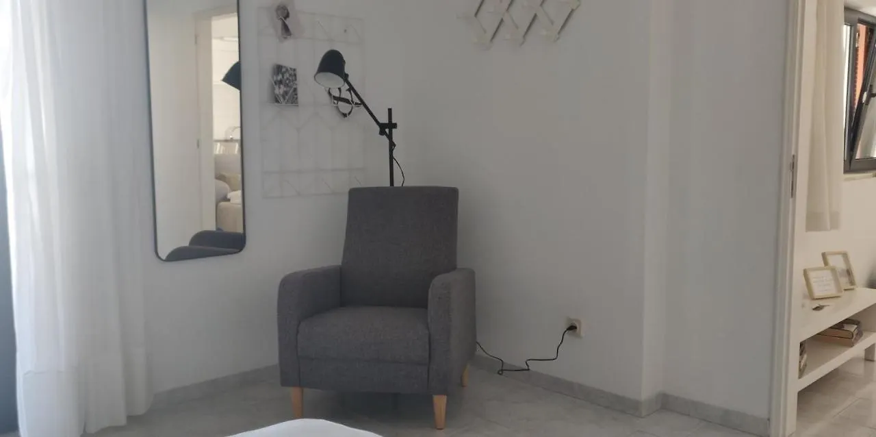 Homestay Sueste - Ideal Para As Suas Ferias Lagos