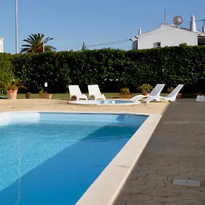 Lindamar Apartment